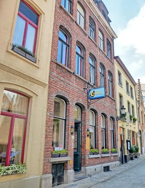 Hostel Lybeer Brygge