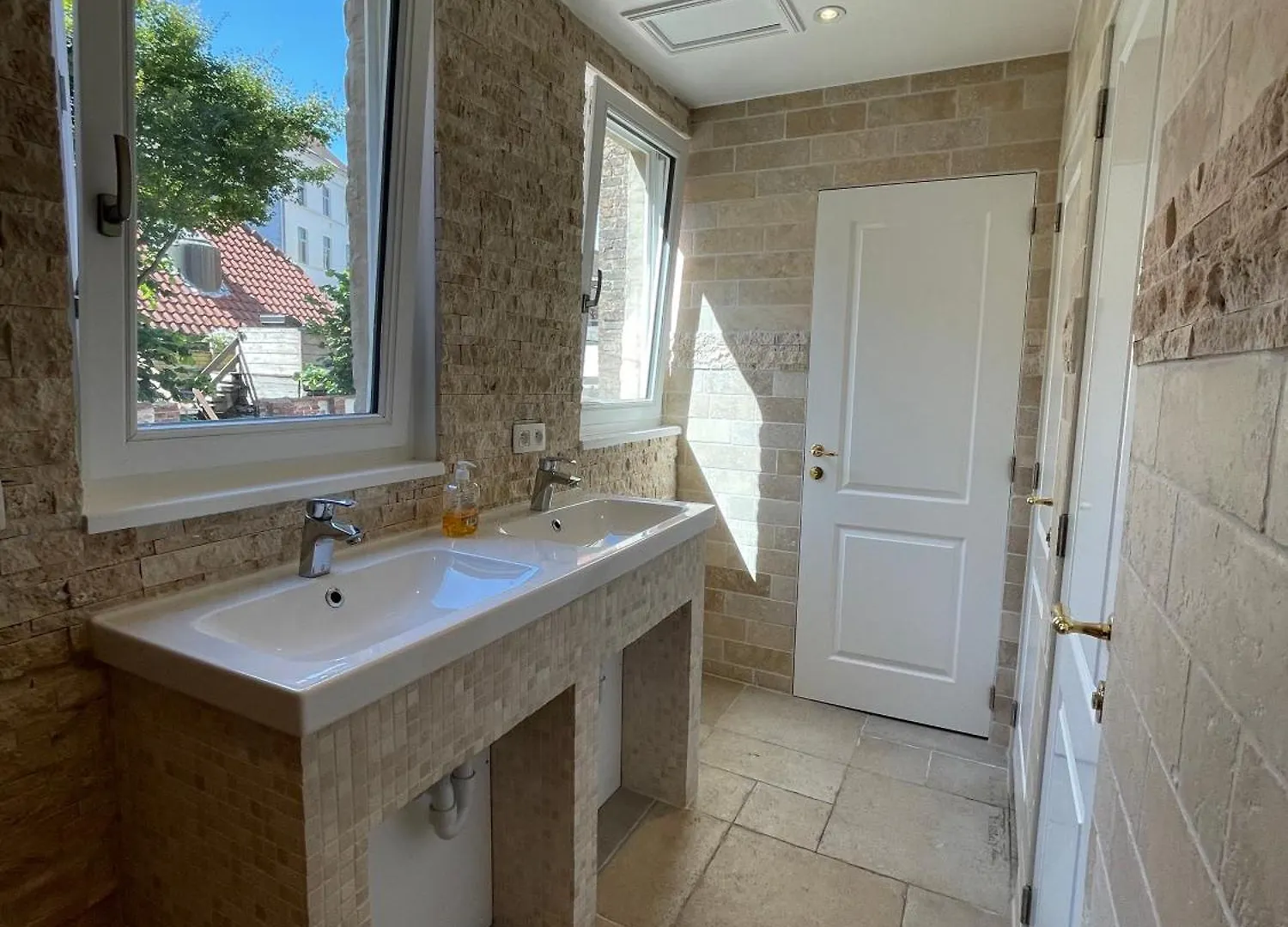 Hostel Lybeer Bruges Belgium